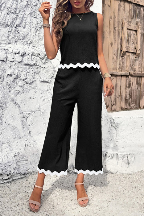 Love Kuza The Wave Trims Top & Capris 2 Pieces Set