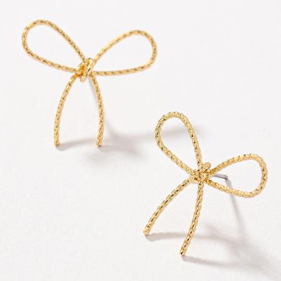 Very Carrot Diamond Cut Brass Bow Earrings