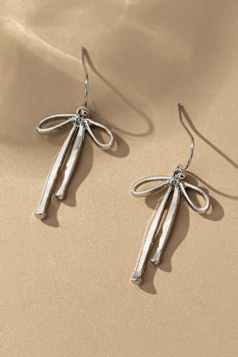 Very Carrot Silver Flowing Elegance Bow Earrings