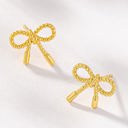  Very Carrot Small textured brass bow stud earrings