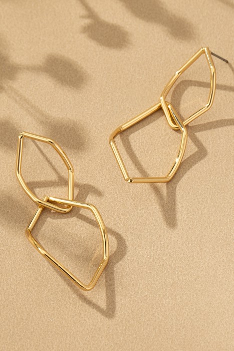 Very Carrot Fluid Form Linked Hoop Earrings