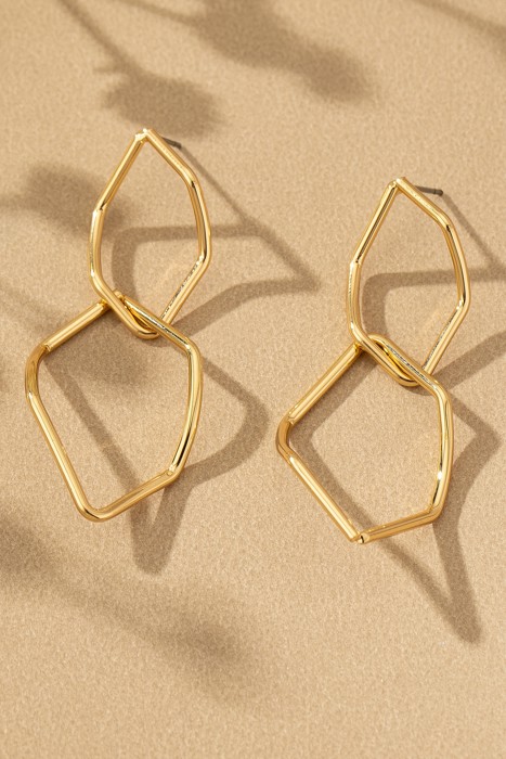 Very Carrot Fluid Form Linked Hoop Earrings