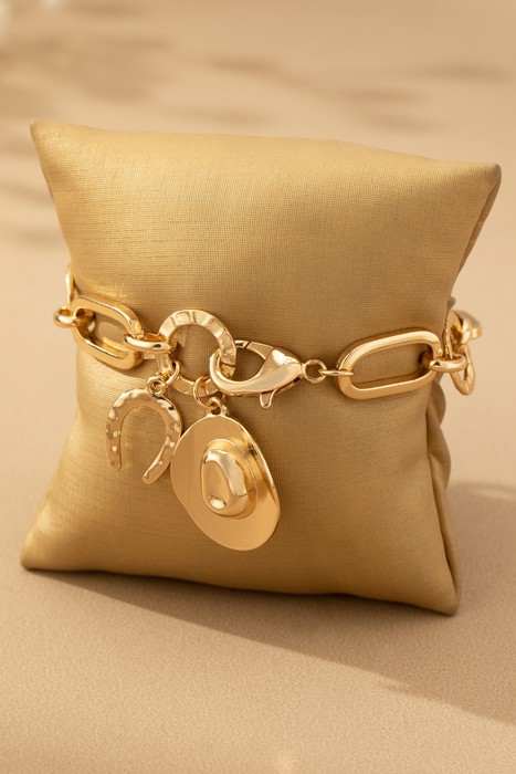 Very Carrot Western Charm Chunky Bracelet