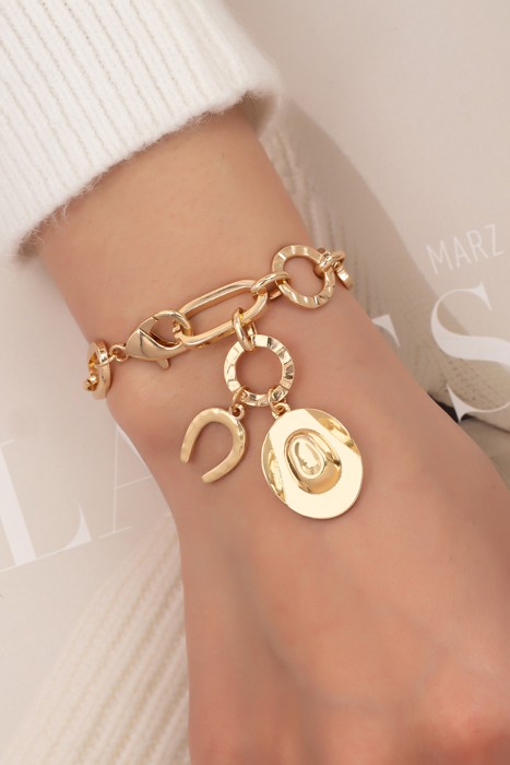 Very Carrot Western Charm Chunky Bracelet