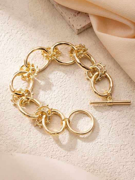 Very Carrot Bold Link Toggle Bracelet