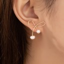  Very Carrot Whisper Bow Pearl Earrings