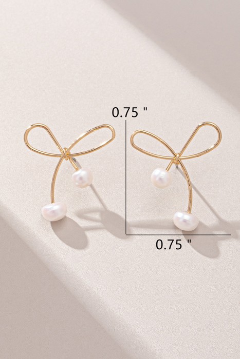Very Carrot Whisper Bow Pearl Earrings