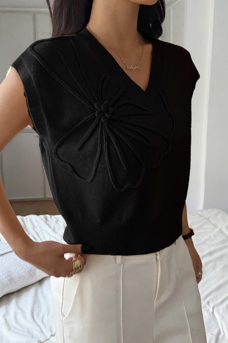 Love Kuza Chic Blossom Sweater Vest