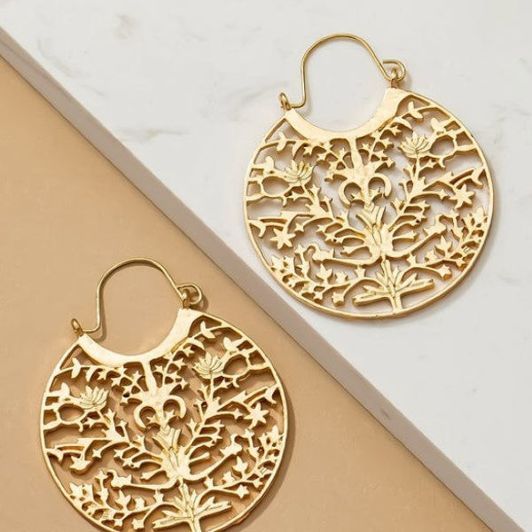 Very Carrot Filigree disk drop earrings with tree and flowers