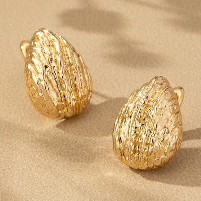 Very Carrot Textured Teardrop Studs Earrings