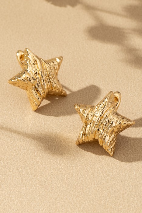 Very Carrot Stellar Puff Star Earrings