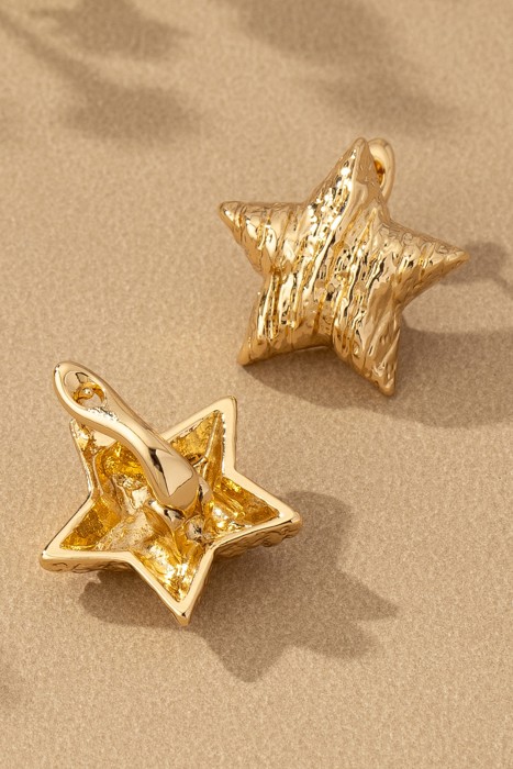 Very Carrot Stellar Puff Star Earrings