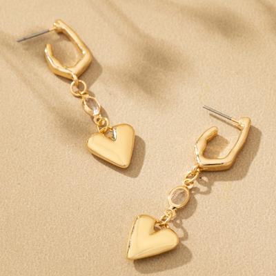 Very Carrot Sparkling Heart Huggie Drop Earrings