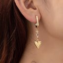  Very Carrot Sparkling Heart Huggie Drop Earrings