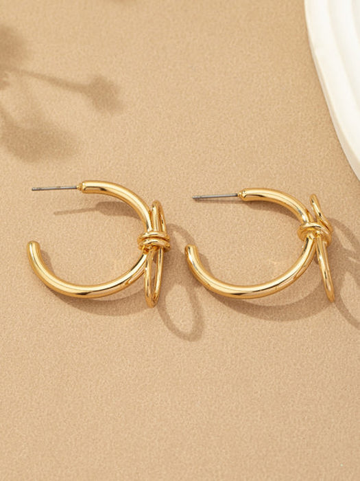 Very Carrot Brass Bow Hoop Earrings