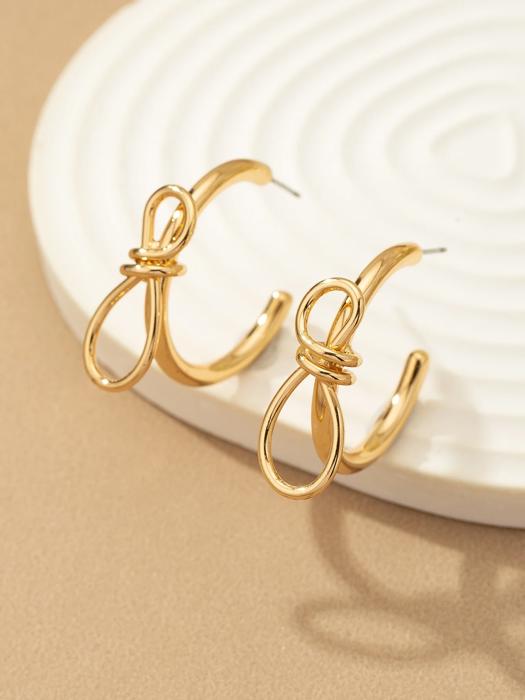 Very Carrot Brass Bow Hoop Earrings