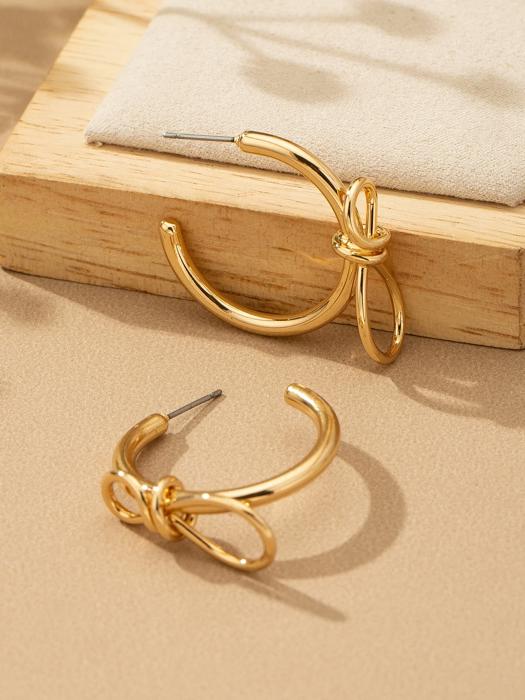 Very Carrot Brass Bow Hoop Earrings