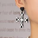  Very Carrot Crossed Charm Drop Earrings