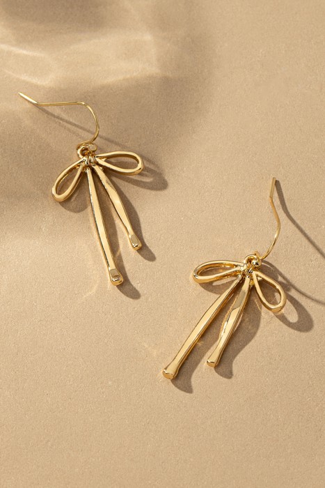 Very Carrot Flowing Elegance Bow Earrings