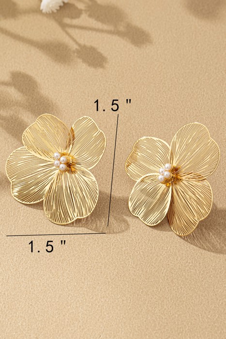 Very Carrot Petal & Pearl Flower Earrings