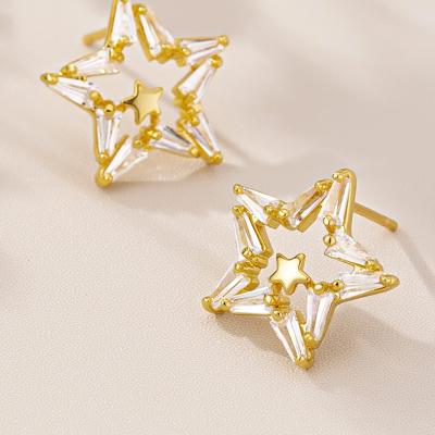 Very Carrot Radiant Starburst Stud Earrings