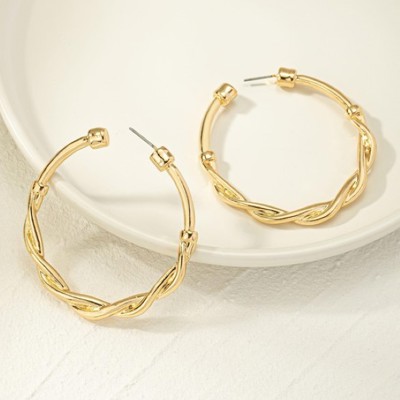 Very Carrot Twisted Elegance Hoop Earrings