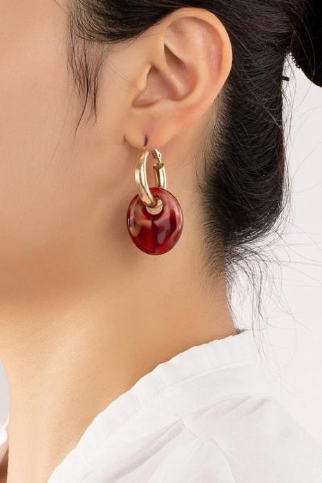 Very Carrot Hollow tube hoop earrings with dangling acetate