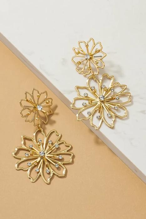 Very Carrot Double flower stamping drop earrings with rhinestones