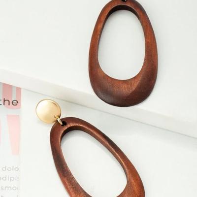 Very Carrot Cutout Wood Hoop Earrings with Round Stud