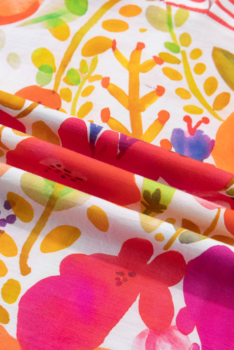 - Sunlit Meadow Bloom Top