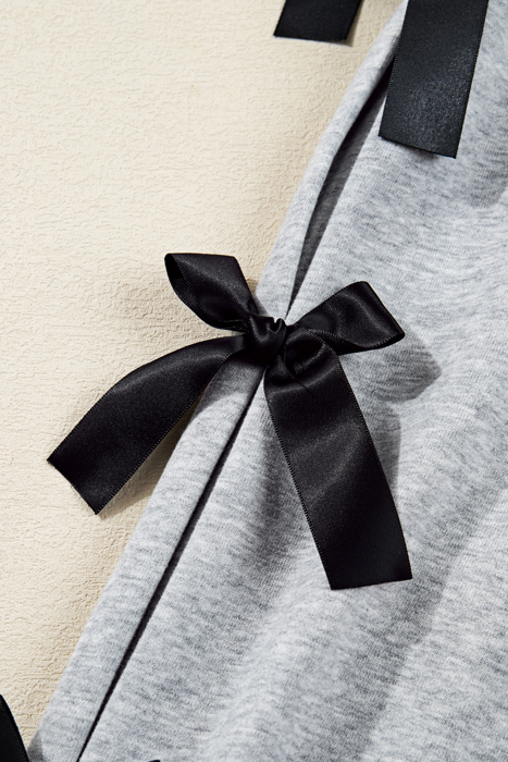 Love Kuza - Bow & Cozy Sweatshirt