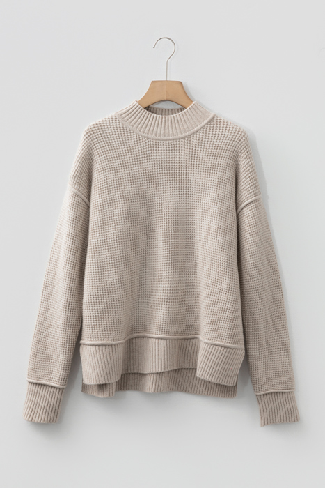 Love Kuza - Cozy Cloud Mockneck Sweater