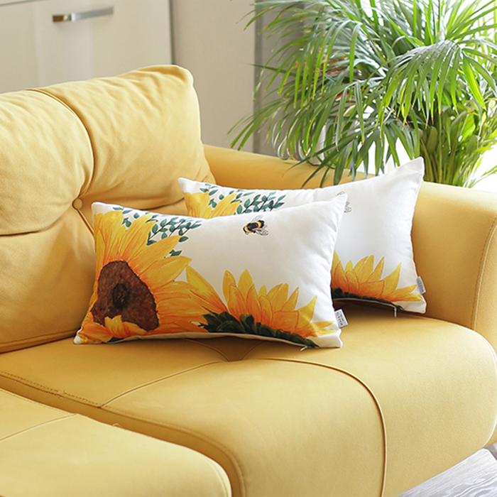 Decorative Fall Thanksgiving Throw Pillow Cover Sunflowers 18" x 18" Lumbar & Square for Couch, Bedding
