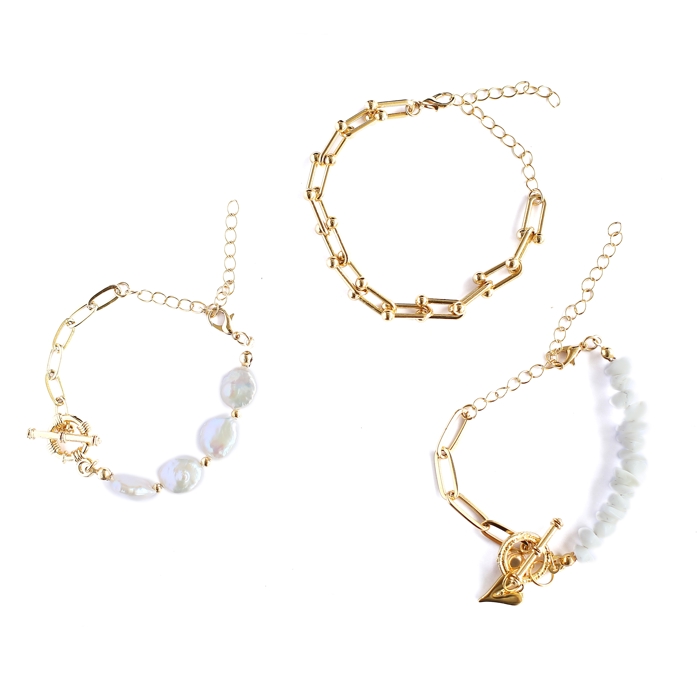 Women Gold-Plated Boho Bracelet Set 3Pcs, Link Chain, Half Paperclip Chain Half Moonstone & Heart Pendant, Half Chain Half Shell Pearl, Bohemian Style Trendy & Adjustable Elegant Fashion Jewelry