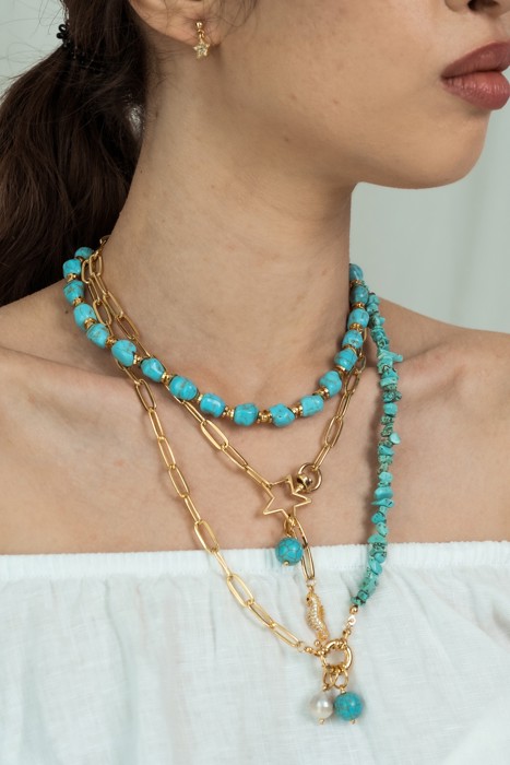 Women Gold-Plated Boho Layered Necklace Set 3Pcs, Turquoise Stone, Link Chain with Seahorse & Stone Pendant, Half Chain & Turquoise with Beads, Bohemian Trendy & Adjustable Stylish Fashion Jewelry