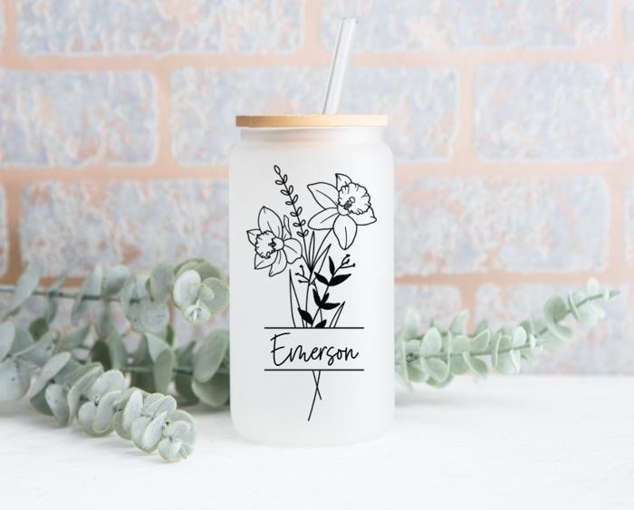 Personalized Birth Flower Glass Tumbler Bamboo Lid Frosted Cup Custom Botanical Drinkware Gift Idea Iced Coffee Mug Elegant Design