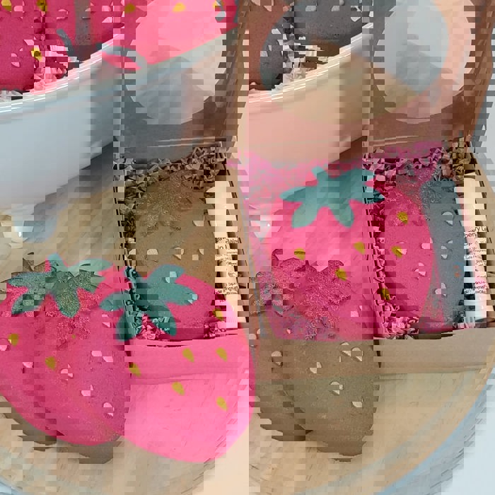 Thank you for being the BERRY BEST teacher ever gift - Strawberry Gift Set - Bath Bomb with Lip Balm - Teacher Gift - Thankful Gift - Thank You Gift - Gift Set - Bath Bomb - Lip Balm