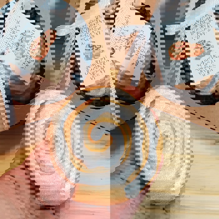 Thank you for your dedication gift - Cinnamon Roll Gift Set - Bath Bomb with Lip Balm - Teacher Gift - Employee Gift - Coworker Gift - Friend Gift - Thankful Gift - Gift Set - Bath Bomb - Lip Balm