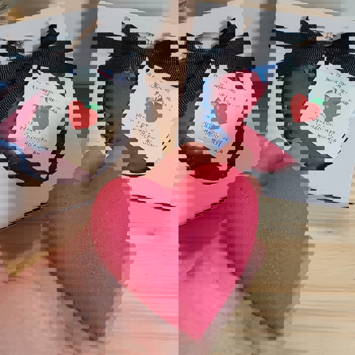 Thank you gift - Heart Gift Set - Bath Bomb with Lip Balm - Teacher Gift - Thankful Gift - Thank You Gift - Gift Set - Bath Bomb - Lip Balm