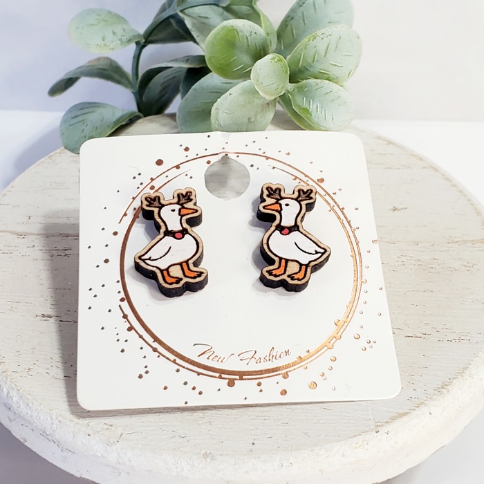 Christmas Wood Studs | 24 Styles