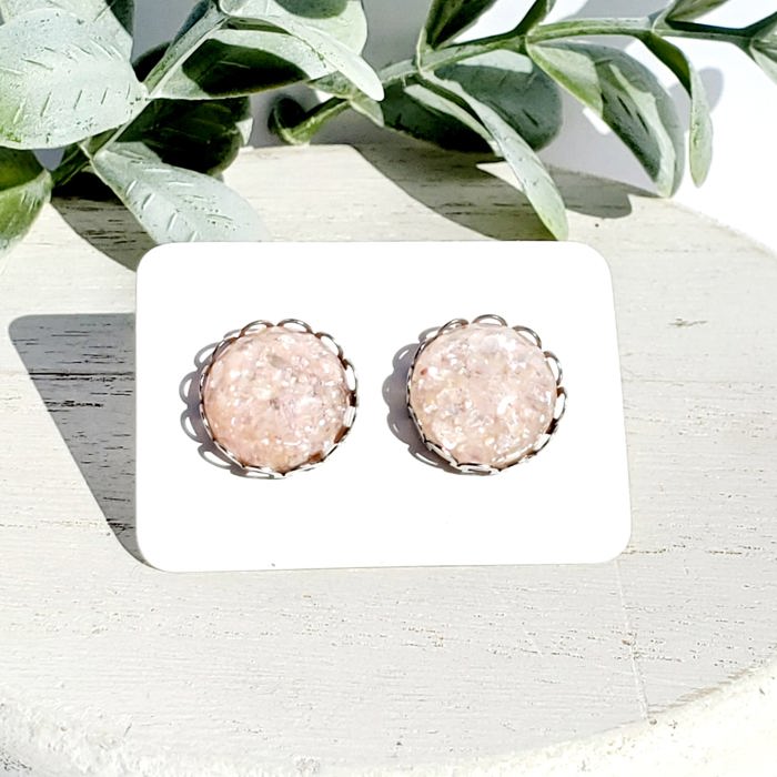 12MM Pink Pearlized Scalloped Studs