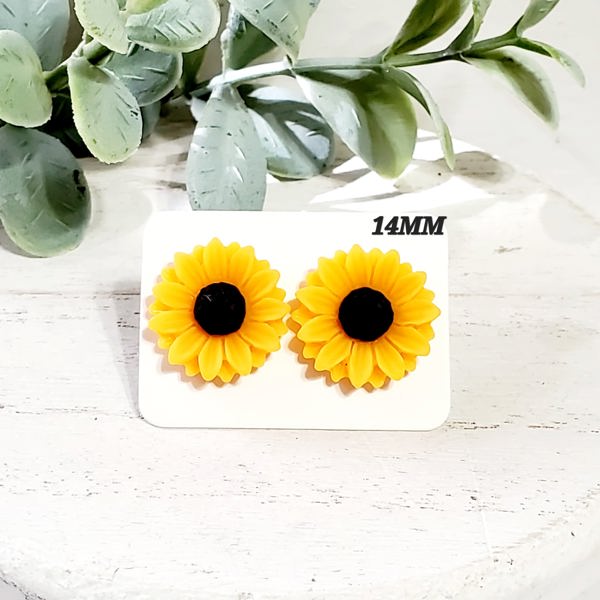 Flower Studs | Style 33