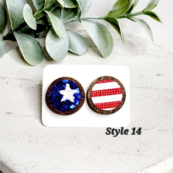 Americana Wood Studs | Style 14