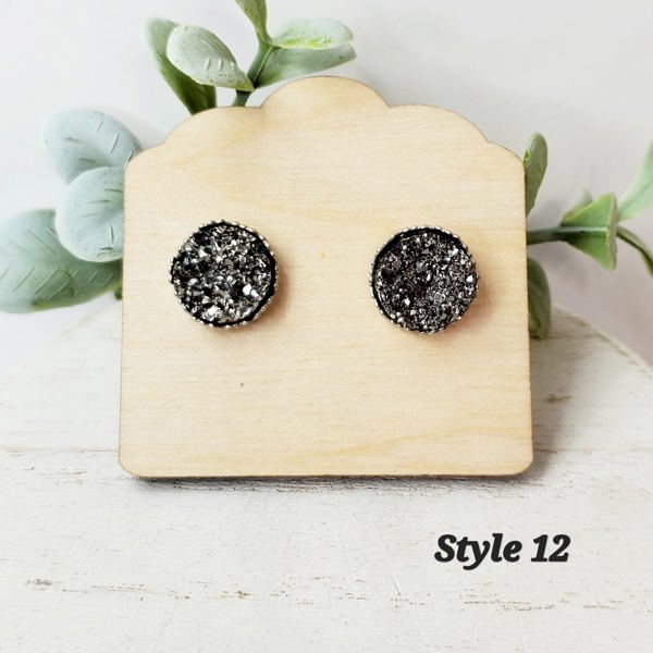 Premium Studs | Style 15