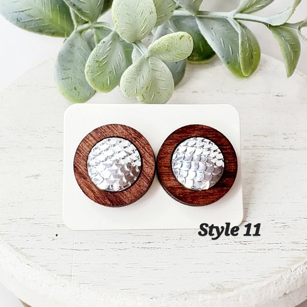 Sci-Fi Wood Studs | Style 11