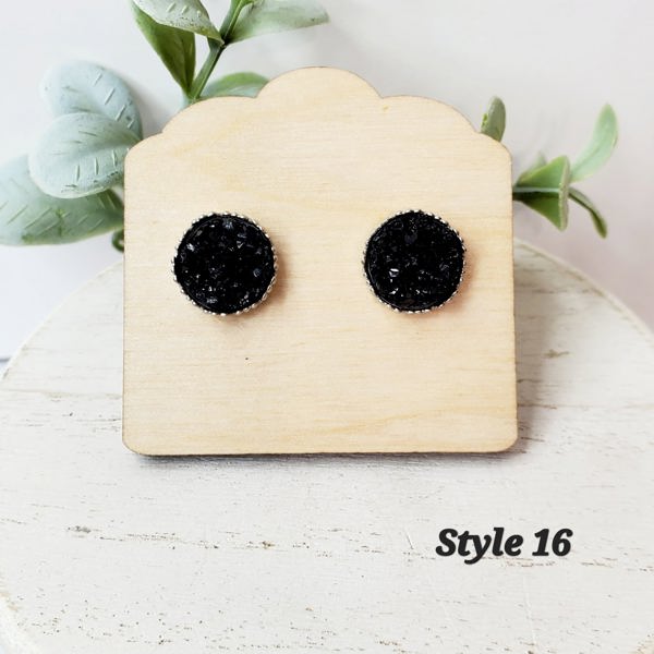 Premium Studs | Style 16