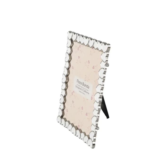 4x6 White Heart Zinc Alloy Frame