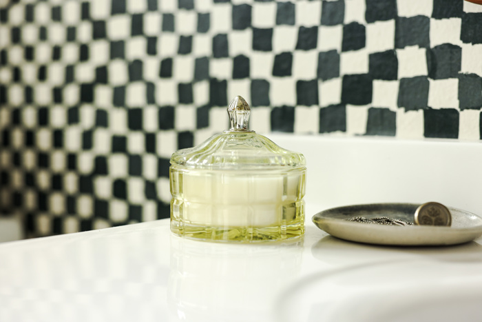 4.13" Glass Vanity Candle - Eucalyptus Mint 7 oz