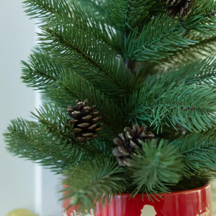 24" Xmas Tree in 7" Cityscape Planter