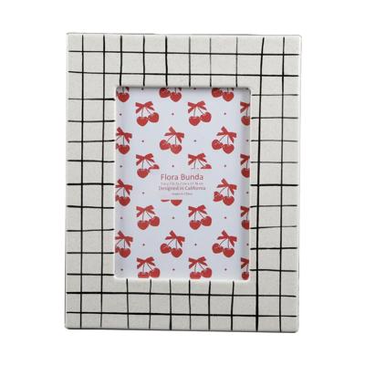 Grid Pattern Ceramic Picture Frame
